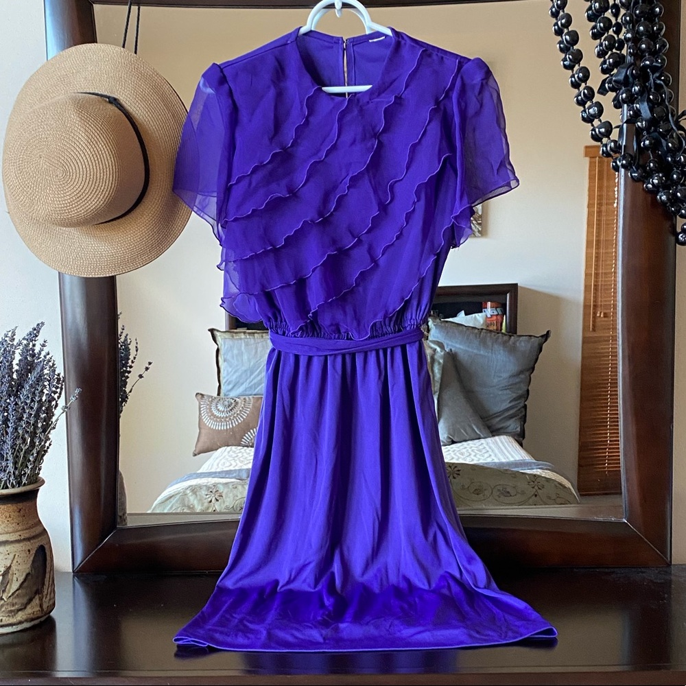 Vintage 60s/70s purple flutter sleeves dress
